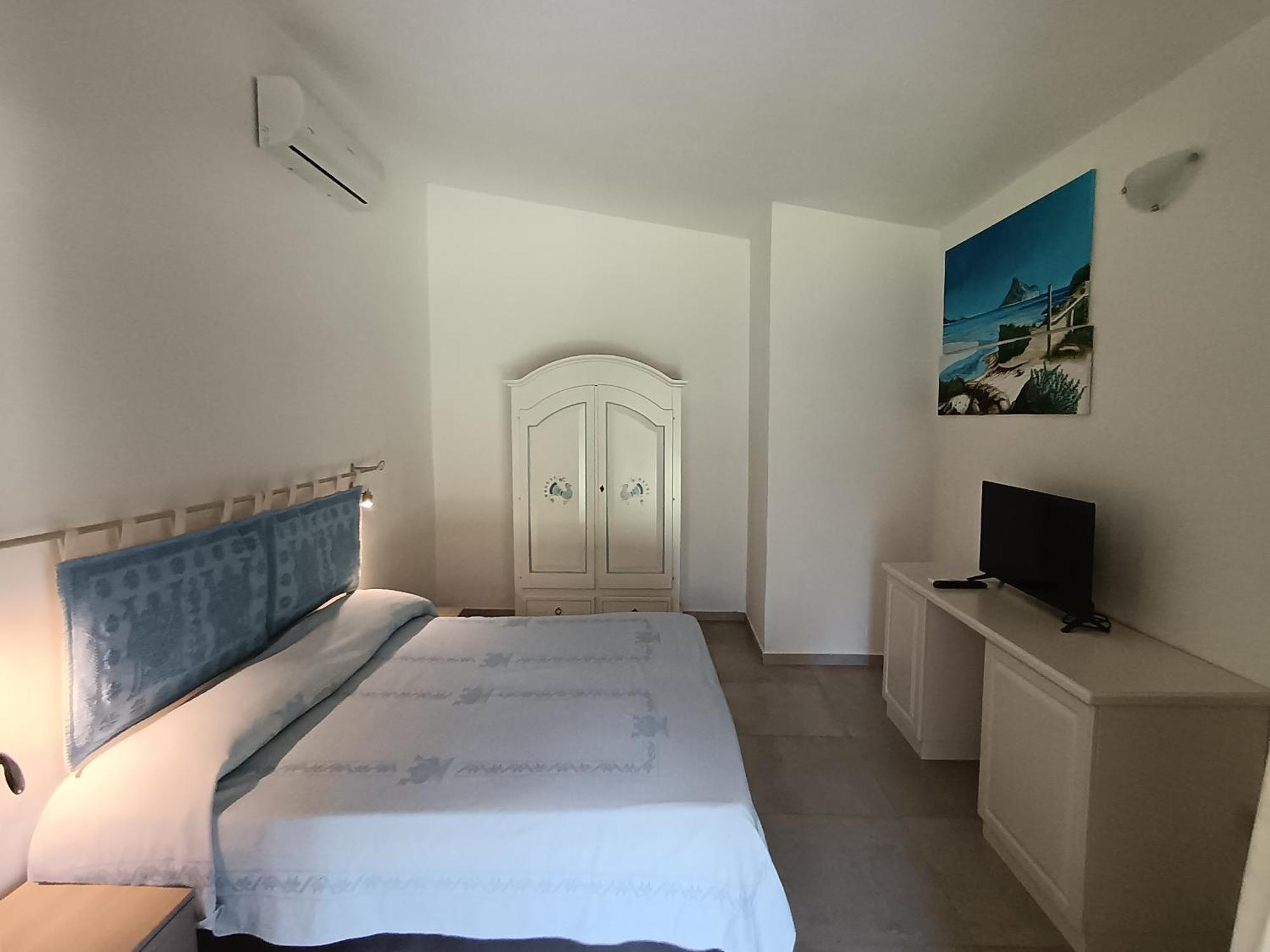 Su Suberju Hotell San Teodoro  Exteriör bild